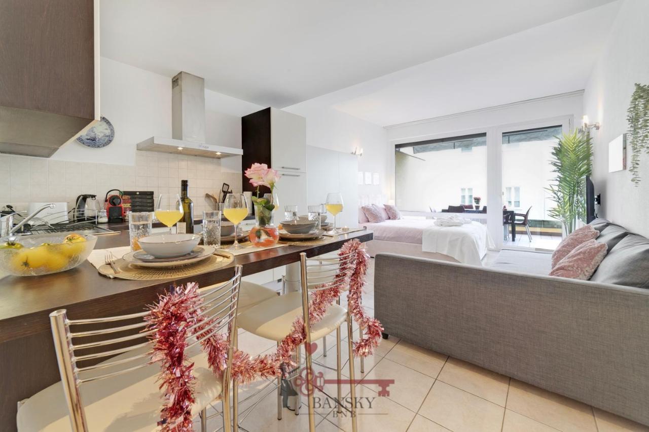 'cuore Di Rose' Parking - Welcome Set, Netflix, For 4 Persons -by Easylife Swiss * Lugano