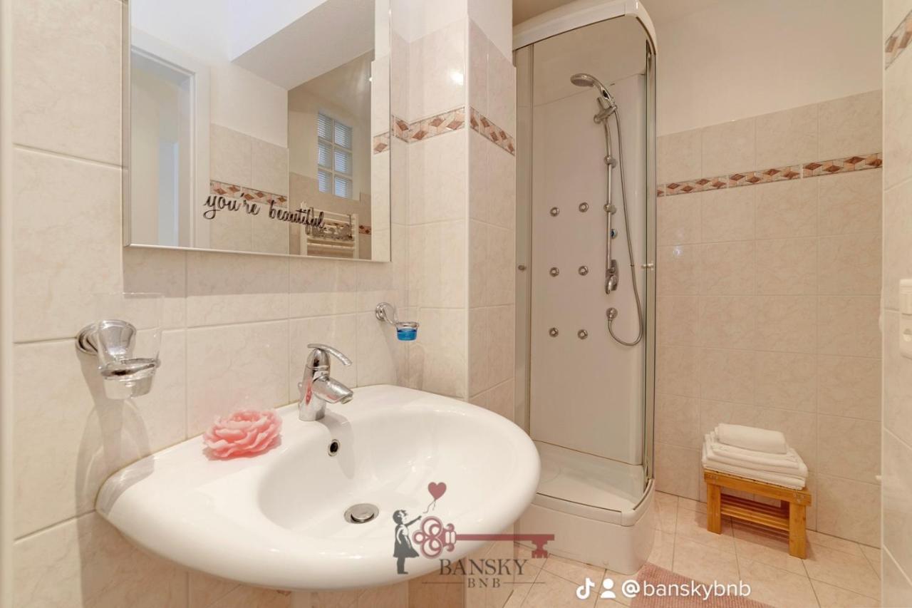 Apartamento 'cuore Di Rose' Parking - Welcome Set, Netflix, For 4 Persons -by Easylife Swiss
